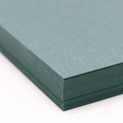 CLOSEOUTS Stardream Text Emerald 8-1/2x11 81lb/120g 100/pkg