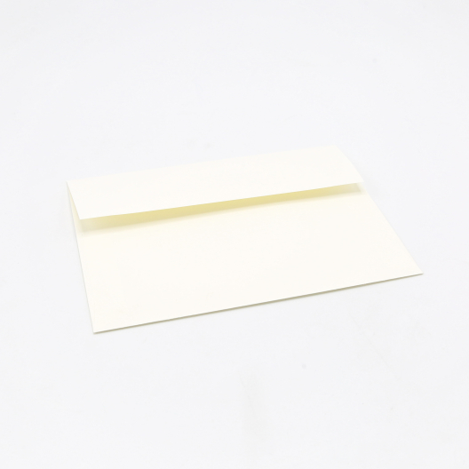 Classic Linen Natural White 70lb Text A2[4-3/8x5-3/4] 250/box