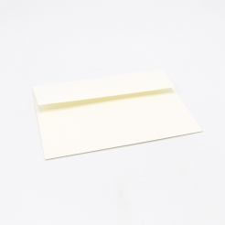 Classic Linen Natural White 70lb Text A2[4-3/8x5-3/4] 250/box
